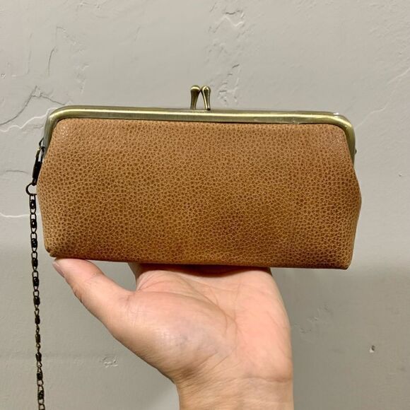 Vintage Style Handcrafted Genuine Leather Floral Printed Kisslock Handbag Set - Picture 8 of 16